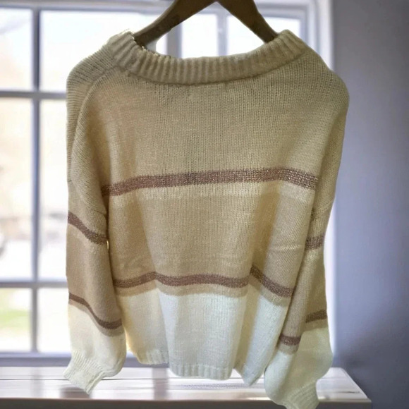 New LOVE ELLIE Metallic Stripe Crew Neck Sweater Beige Cream Womens Size 2XL - Picture 7 of 7